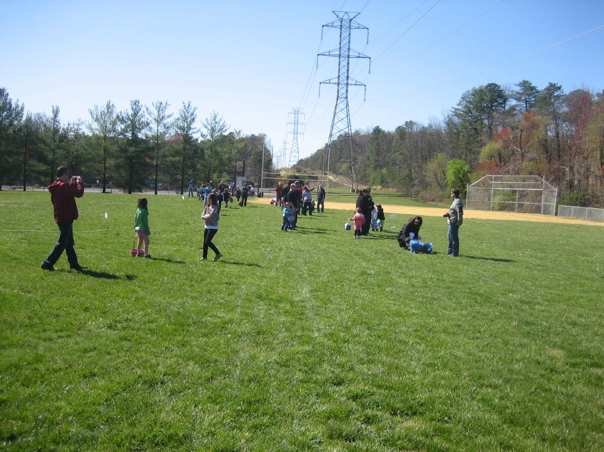 2012_Egg_Hunt_0005.JPG