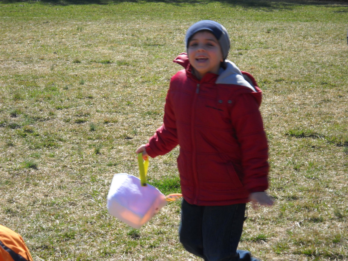 2013EggHunt__0006.JPG