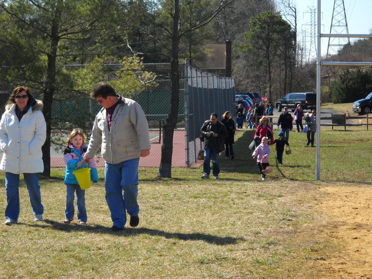 2013EggHunt__0009.JPG