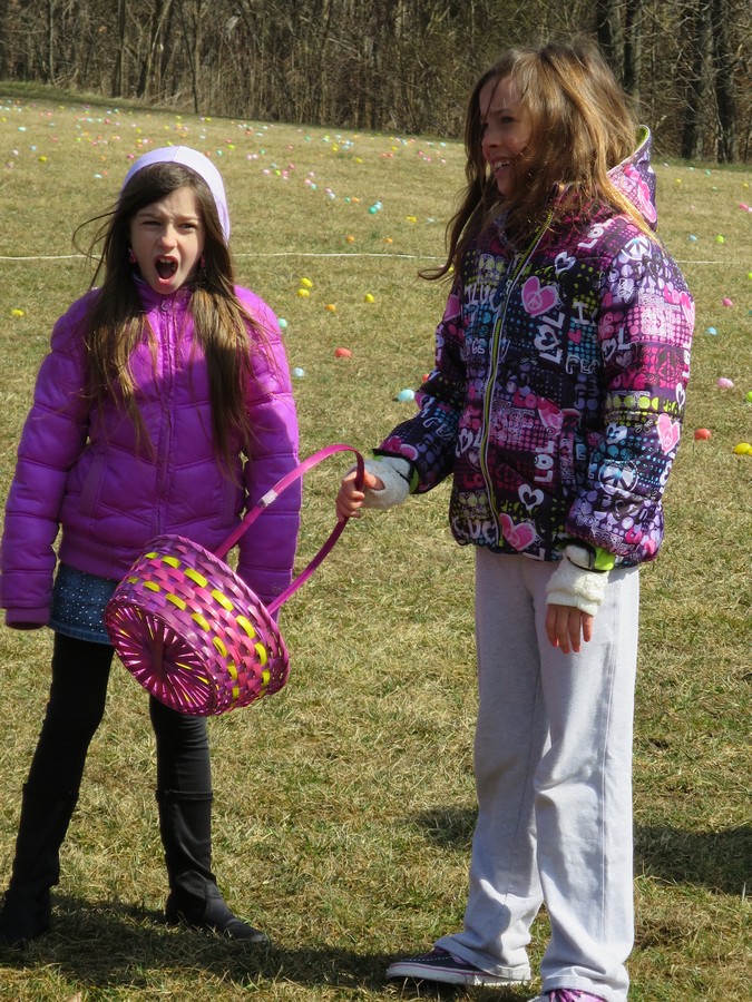 15EggHunt00005.jpg