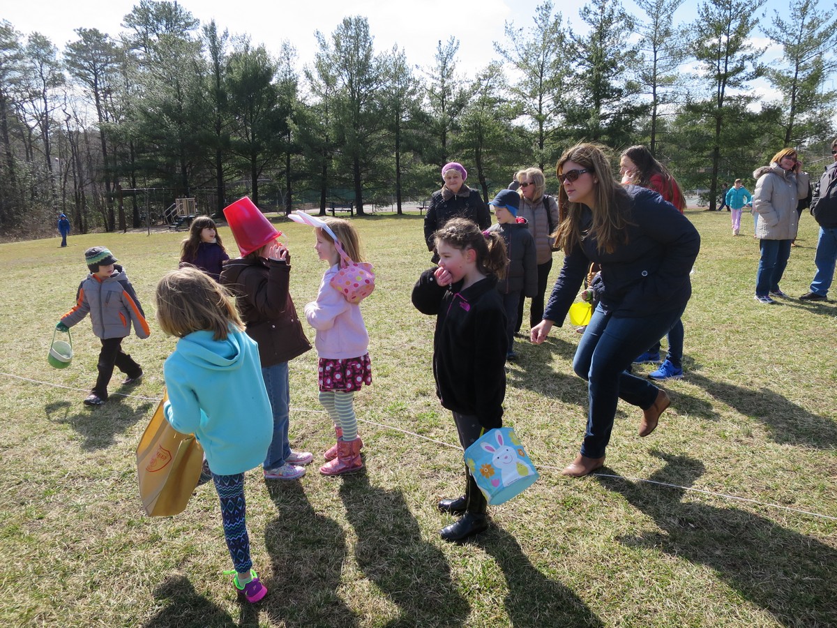 15EggHunt00013.jpg