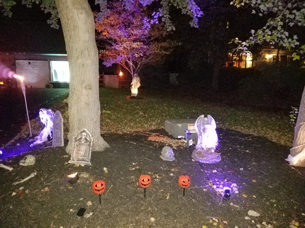 2016Halloween010.jpg